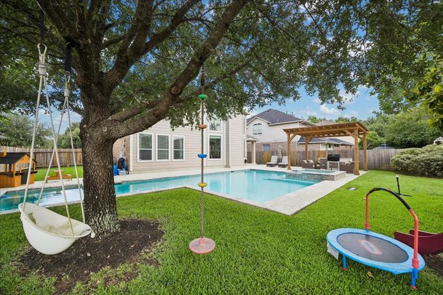13815 Pepperstone Lane, Houston, TX 77044