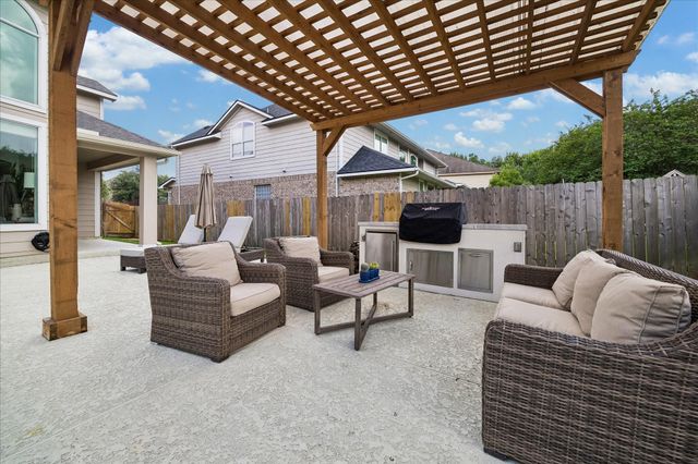 13815 Pepperstone Lane, Houston, TX 77044