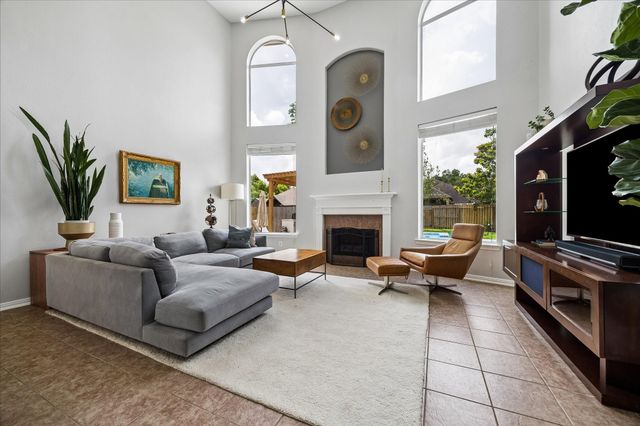 13815 Pepperstone Lane, Houston, TX 77044