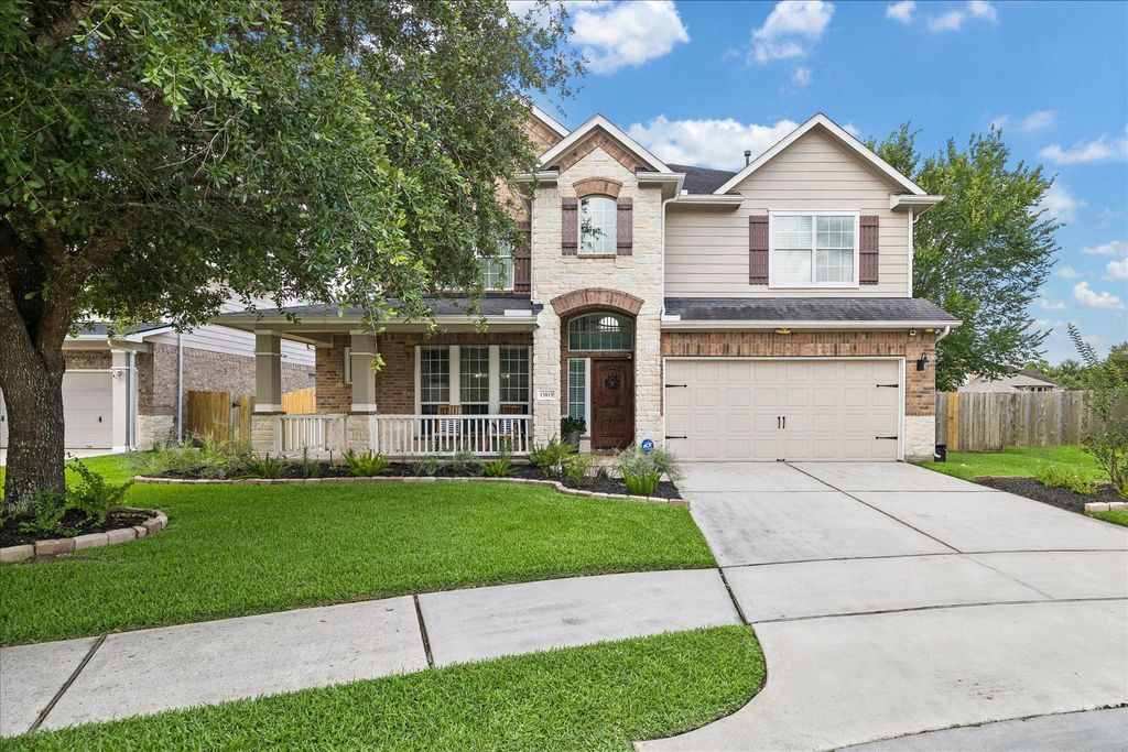 13815 Pepperstone Lane, Houston, TX 77044