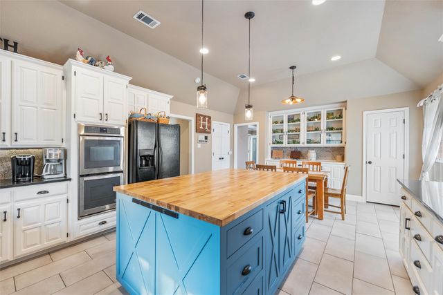 117 S Fork Drive, Weatherford, TX 76087