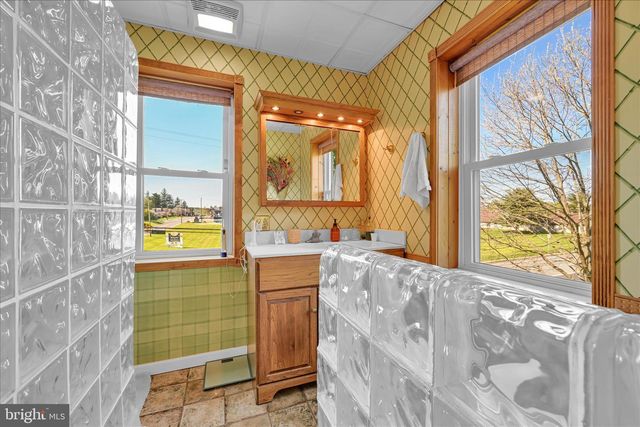 406 NOBLE ST, Kutztown, PA 19530
