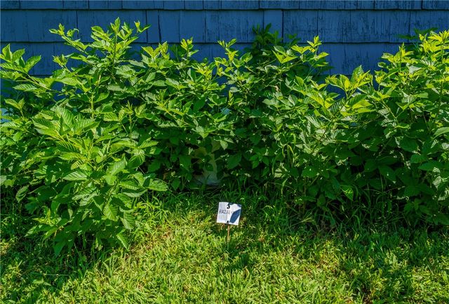 68 Covel Circle, Warwick, RI 02888