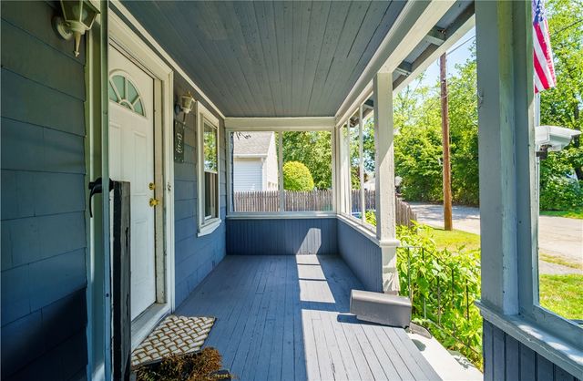 68 Covel Circle, Warwick, RI 02888