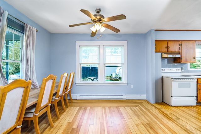 68 Covel Circle, Warwick, RI 02888