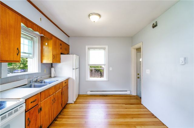 68 Covel Circle, Warwick, RI 02888