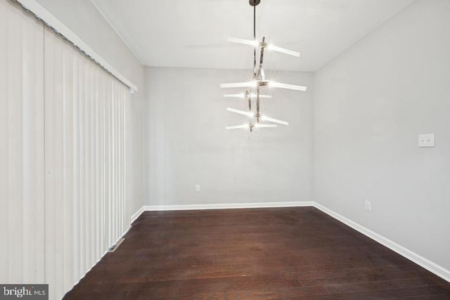 640 JACOBSEN CIR, Newark, DE 19702