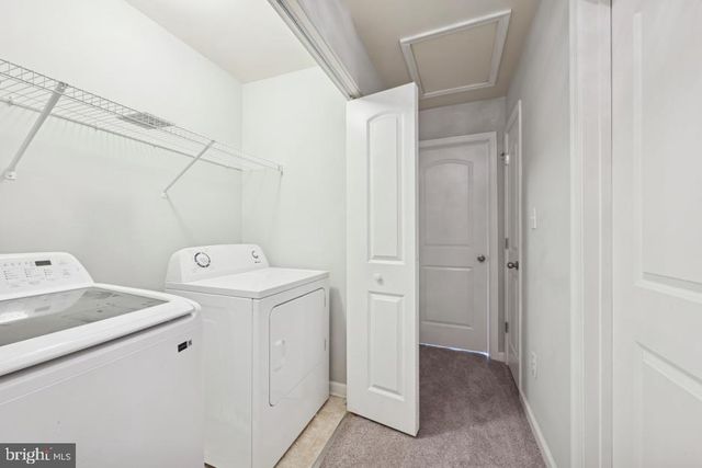 640 JACOBSEN CIR, Newark, DE 19702