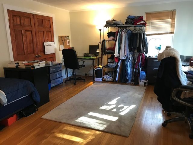 16 Caltha 0, Boston, MA 02135