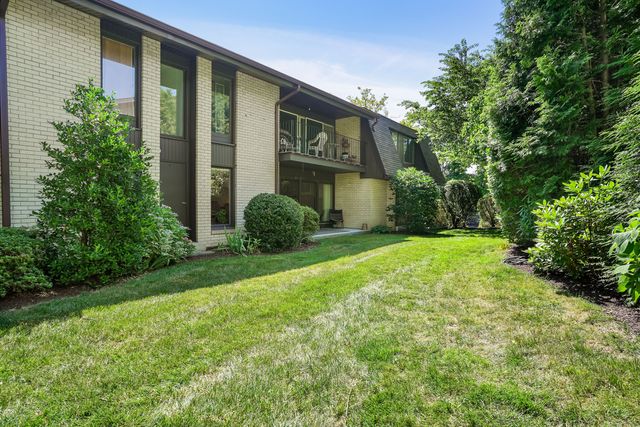 75 Courtland Avenue 9, Stamford, CT 06902