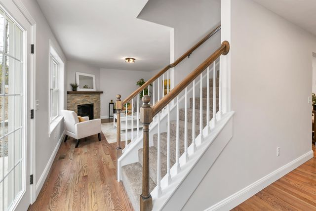 17A Mustang Dr, Litchfield, NH 03052