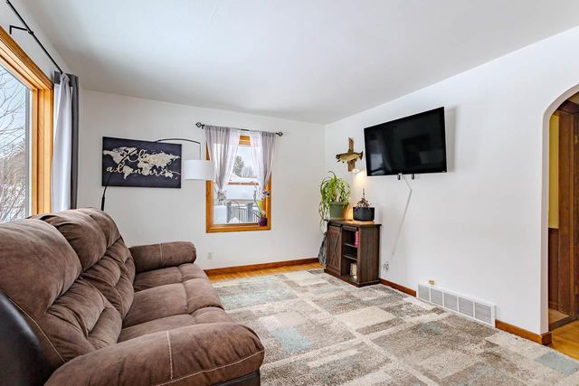 705 SOUTH LINE ROAD, Rothschild, WI 54474