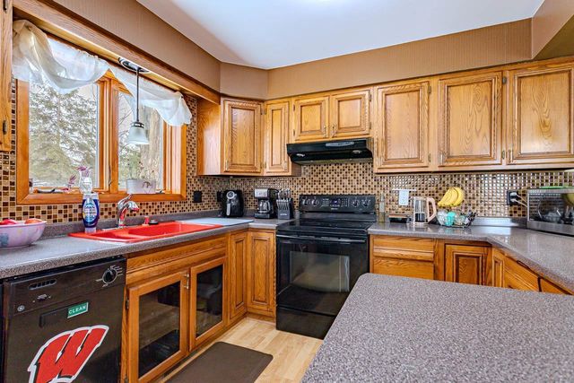 705 SOUTH LINE ROAD, Rothschild, WI 54474