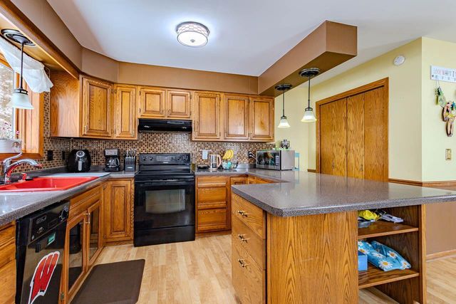 705 SOUTH LINE ROAD, Rothschild, WI 54474