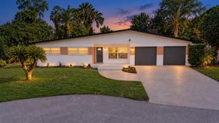 5627 OAKLAND DRIVE, Tampa, FL 33617