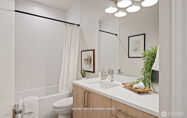 8711 126th Avenue NE, Kirkland, WA 98033