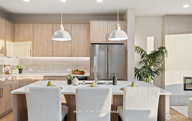 8711 126th Avenue NE, Kirkland, WA 98033