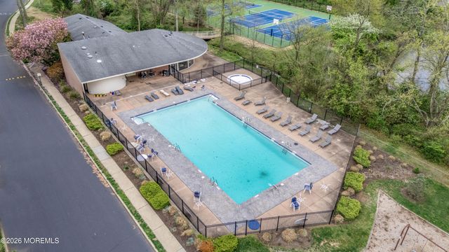 7 Joyce Court, Tinton Falls, NJ 07724