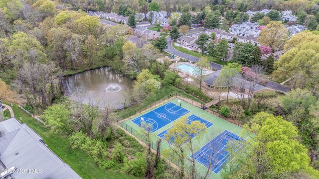 7 Joyce Court, Tinton Falls, NJ 07724