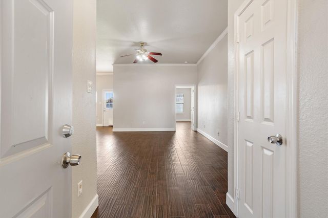 11731 Santa Fe Trail, Santa Fe, TX 77510