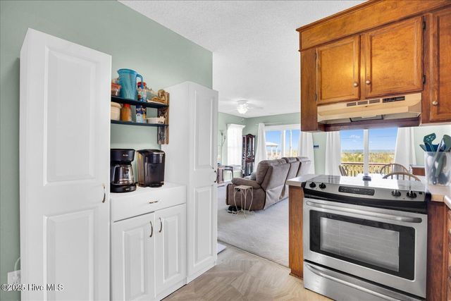1907 N Shore Drive, Surf City, NC 28445