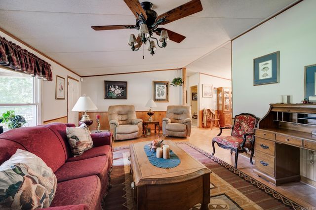 27 Norman Ln, Conway, AR 72032