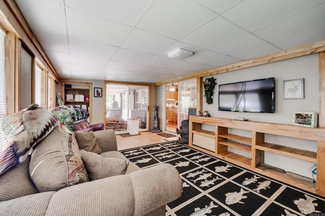 27 Norman Ln, Conway, AR 72032