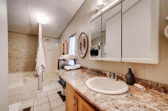 27 Norman Ln, Conway, AR 72032