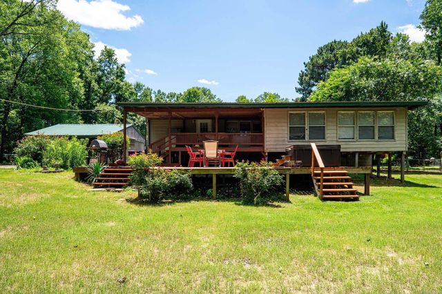 27 Norman Ln, Conway, AR 72032