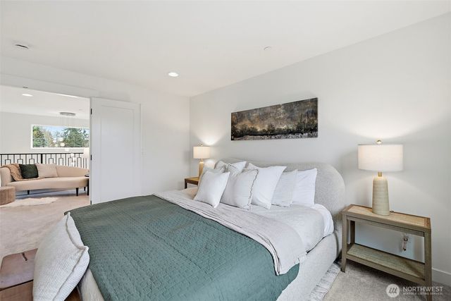 23706 84th Avenue W, Edmonds, WA 98026