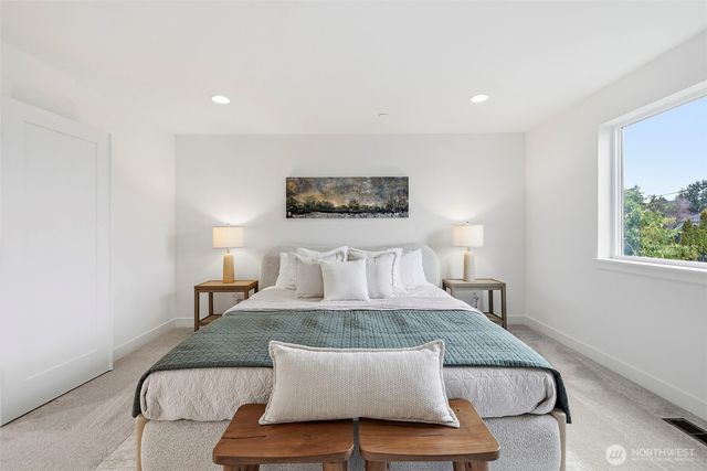 23706 84th Avenue W, Edmonds, WA 98026