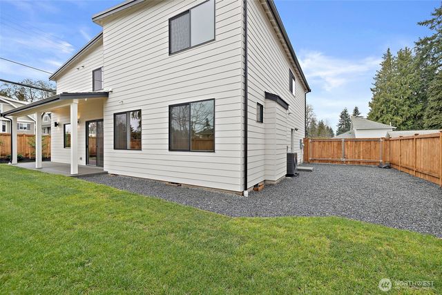 23706 84th Avenue W, Edmonds, WA 98026