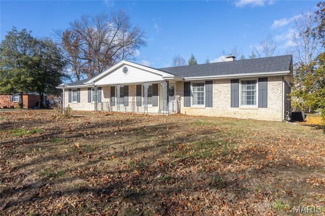 709 Rolfe Drive, St Louis, MO 63122