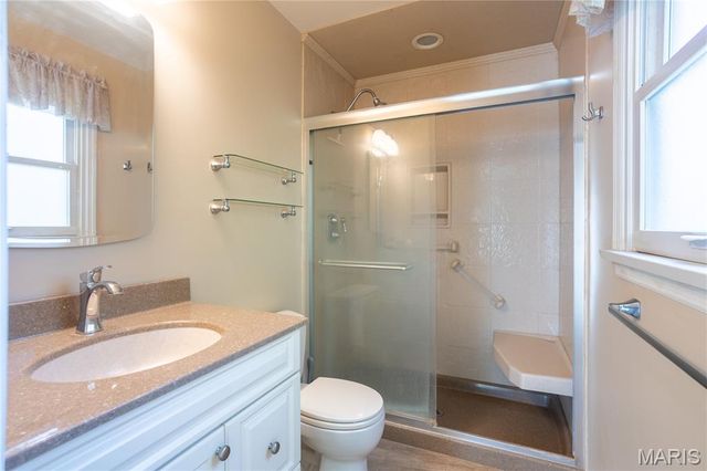 709 Rolfe Drive, St Louis, MO 63122