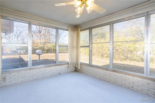 709 Rolfe Drive, St Louis, MO 63122