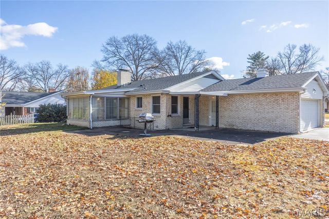 709 Rolfe Drive, St Louis, MO 63122