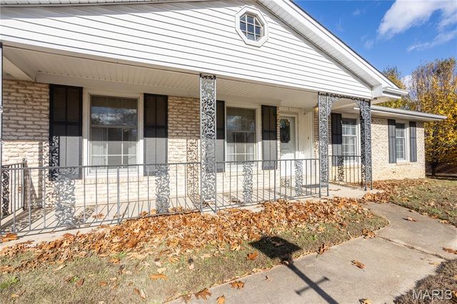 709 Rolfe Drive, St Louis, MO 63122