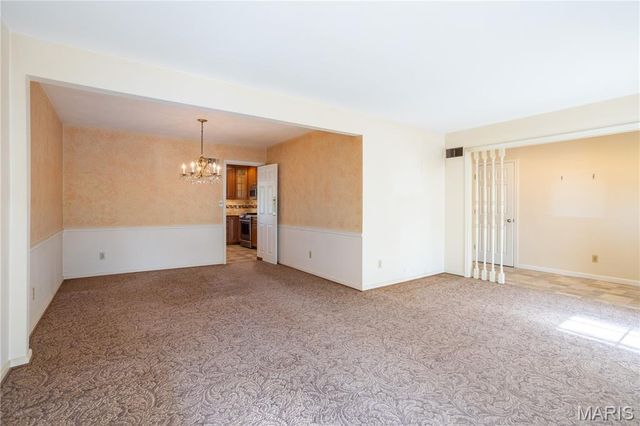 709 Rolfe Drive, St Louis, MO 63122