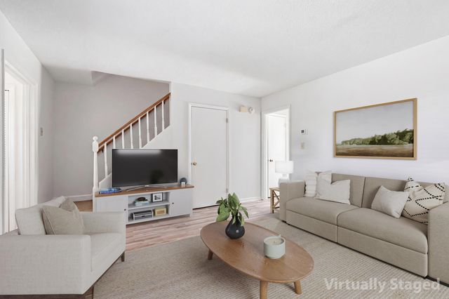 405 13th Ave S Apt M, Myrtle Beach, SC 29577