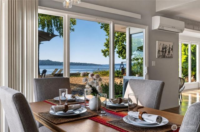 78 Point Fosdick Drive NW, Gig Harbor, WA 98335