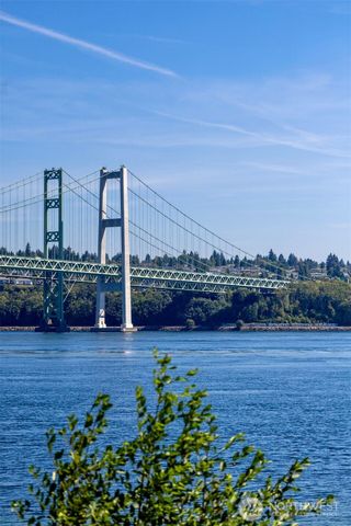78 Point Fosdick Drive NW, Gig Harbor, WA 98335