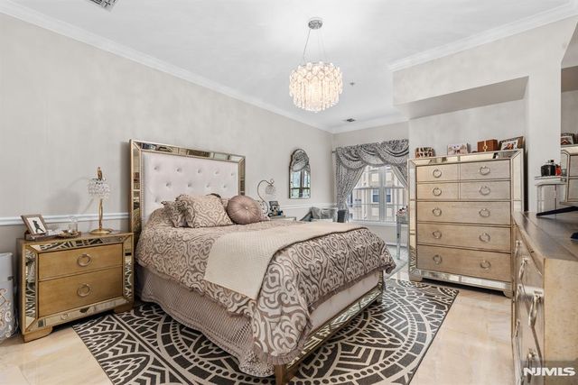 9203 Ravenscroft Road, Clifton, NJ 07013