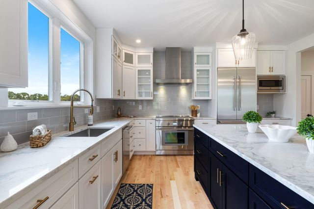 244 Oak Street, Dover, NH 03820