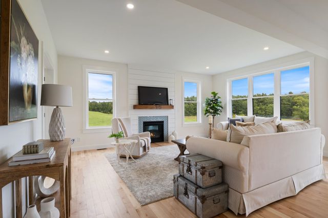 244 Oak Street, Dover, NH 03820
