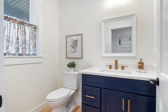 244 Oak Street, Dover, NH 03820