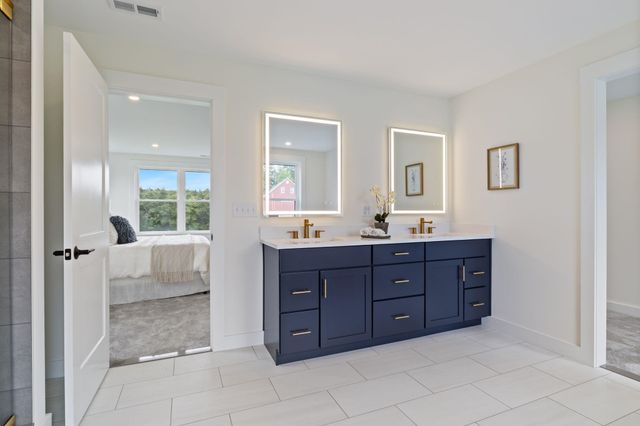 244 Oak Street, Dover, NH 03820