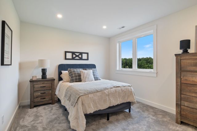 244 Oak Street, Dover, NH 03820