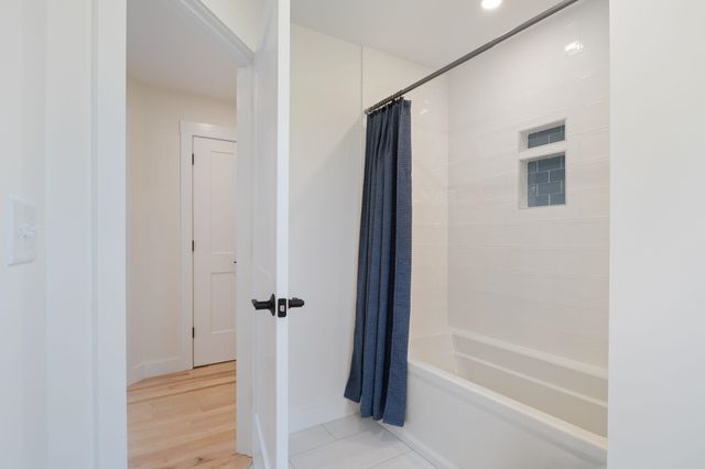 244 Oak Street, Dover, NH 03820