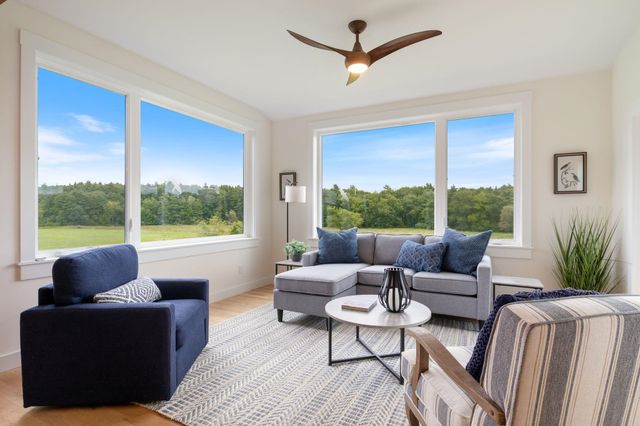 244 Oak Street, Dover, NH 03820