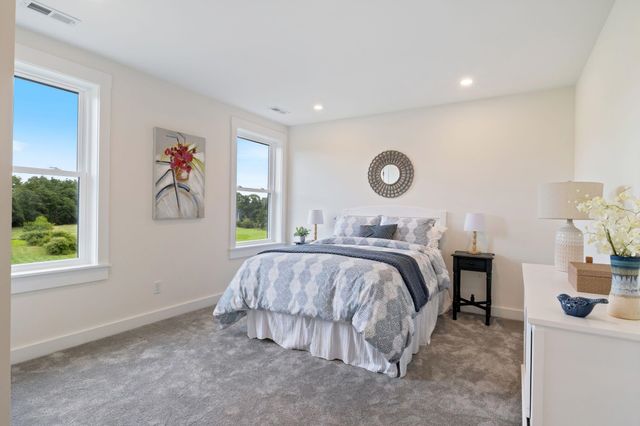 244 Oak Street, Dover, NH 03820